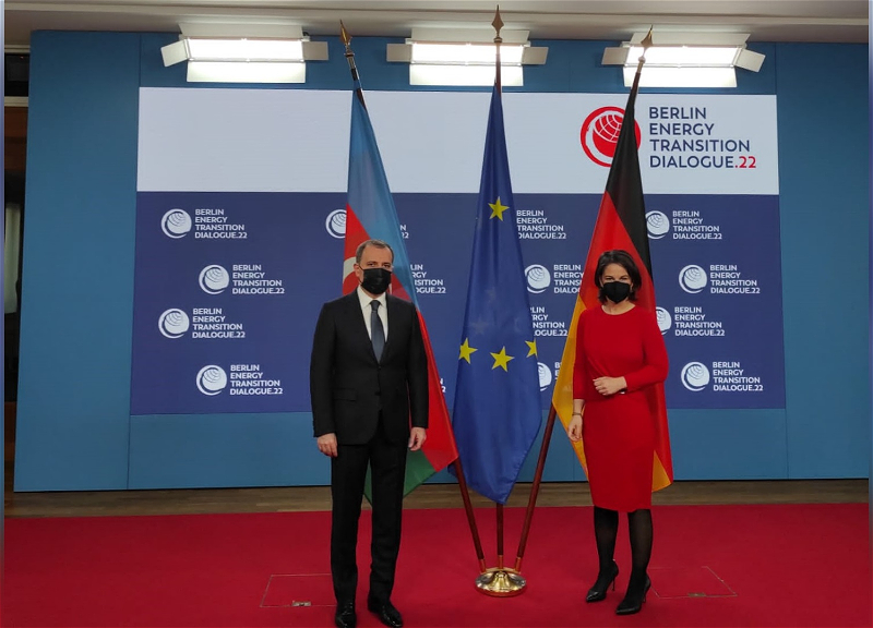 Главы МИД Азербайджана и Германии отметили высокий уровень двусторонних отношений