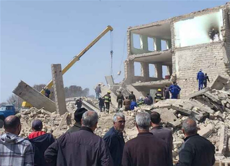 Число погибших в результате обрушения школы в Нахчыване достигло четырех - ОБНОВЛЕНО - СПИСОК