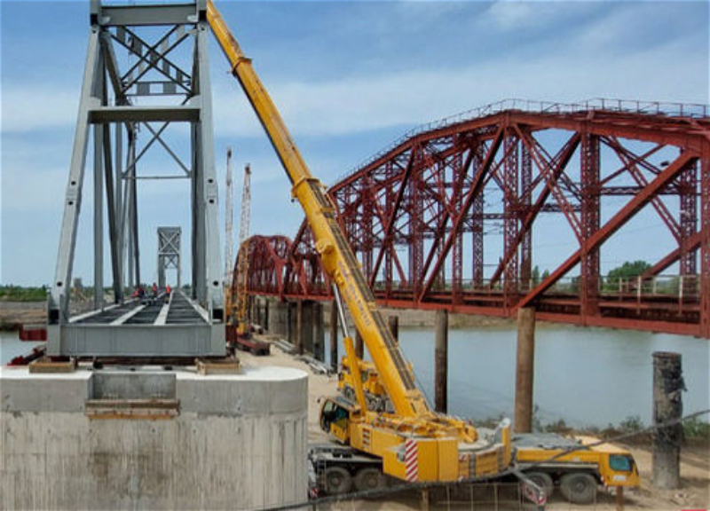 На Куре строится мост, который соединит ж/д линию Алят - Горадиз - Агбенд – ФОТО