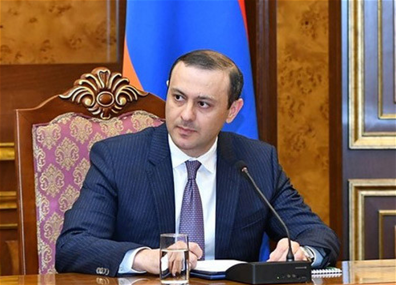 Секретарь Совбеза Армении о вероятности встречи Пашиняна и Алиева