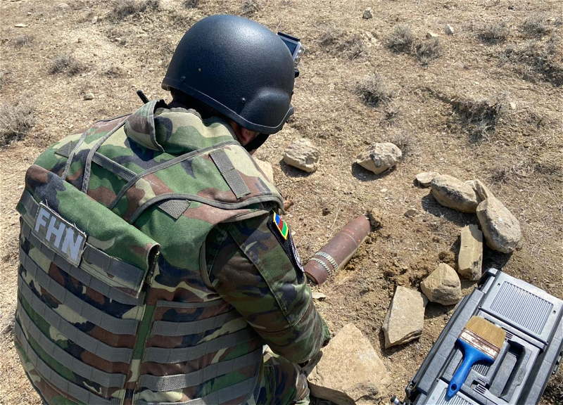 В деревне Гобустан обнаружен артиллерийский снаряд - ФОТО - ВИДЕО