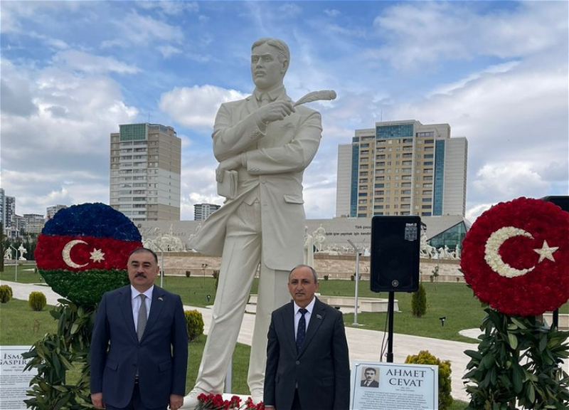 В Анкаре открыт памятник Ахмеду Джаваду – ФОТО