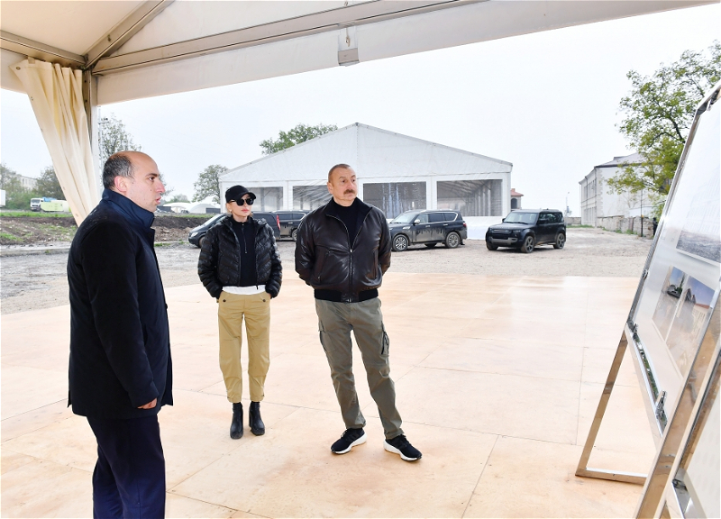 Ильхам Алиев ознакомился с предстоящими ремонтно-восстановительными работами в Шушинском реальном училище - ФОТО
