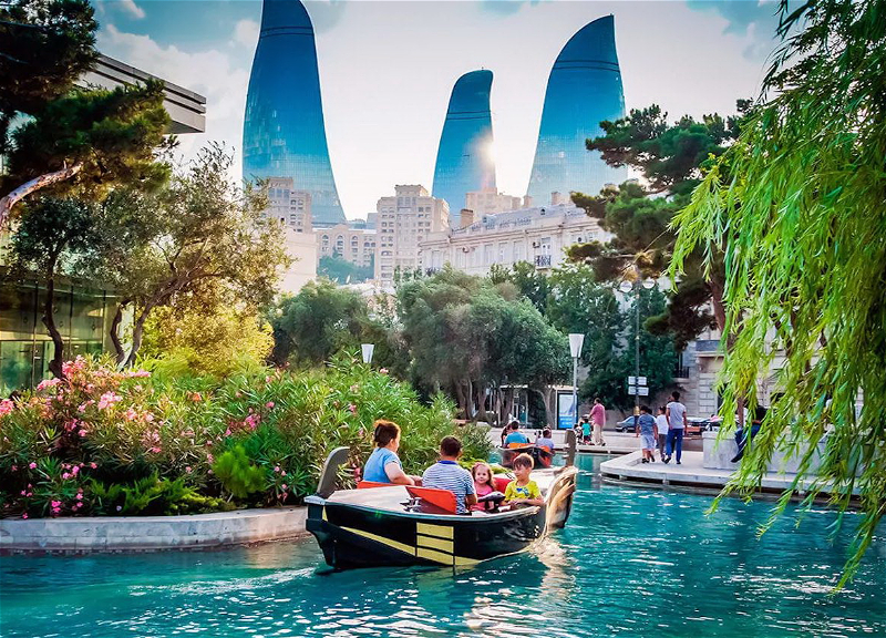 Баку – одно из самых востребованных авианаправлений у российских туристов