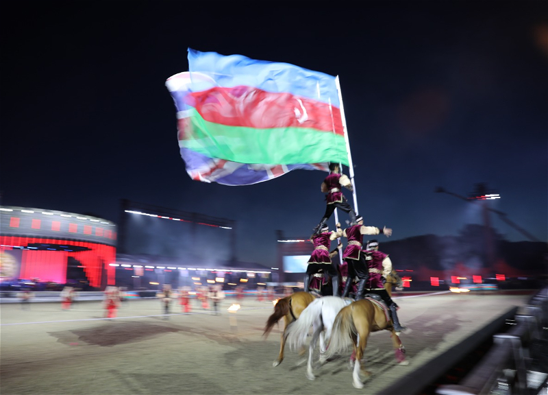 Первый день Виндзорского Королевского конного шоу: Великолепное выступление представителей Азербайджана - ФОТО - ВИДЕО
