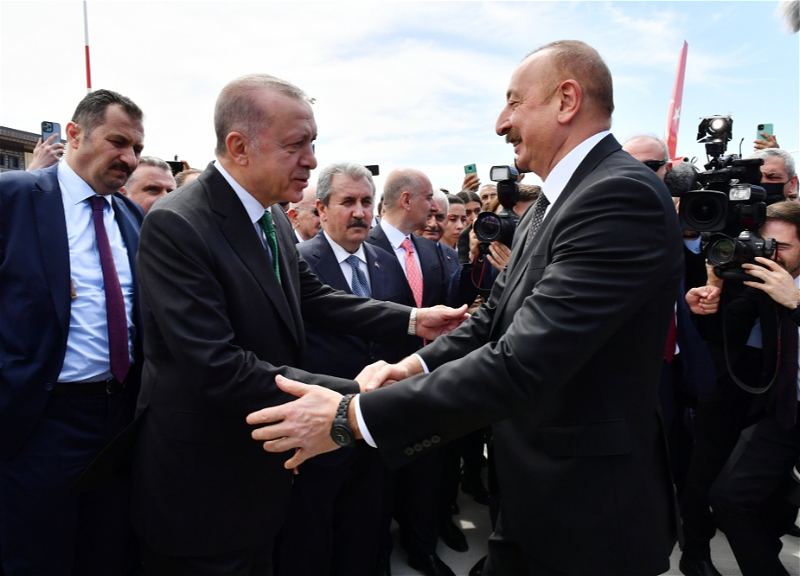 Ильхам Алиев прибыл с рабочим визитом в Турцию - ФОТО - ВИДЕО