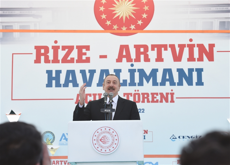 Президент Азербайджана: Мы с Турцией и друзья, и братья, и уже союзники