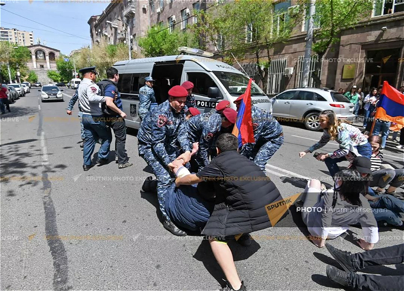 Секретарь СБ Армении: Иреван не обращался в ОДКБ для подавления акций протеста