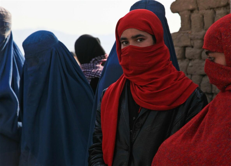 BMT TŞ Talibana qadınlarla bağlı çağırış edib
