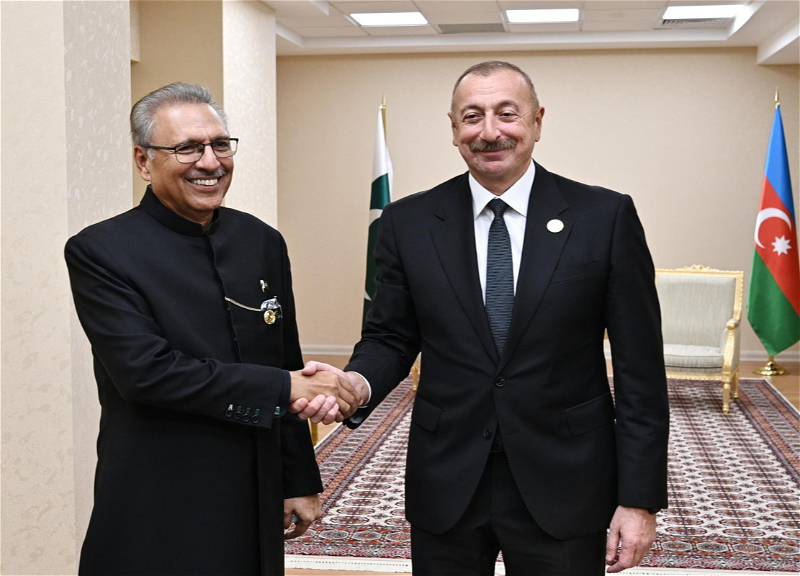Глава Пакистана поздравил Президента Ильхама Алиева