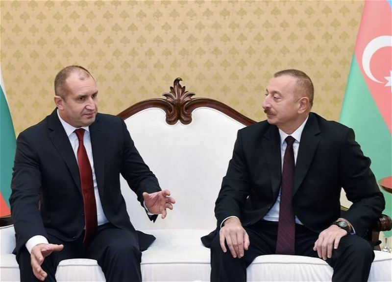 Болгарский лидер пригласил президента Ильхама Алиева посетить его страну