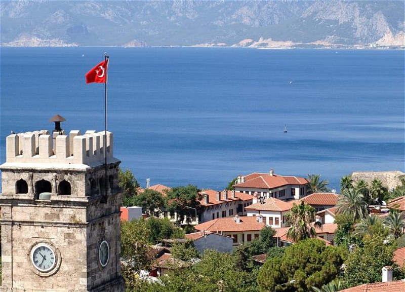 Турция с 1 июля ограничит проживание иностранцев в районах городов