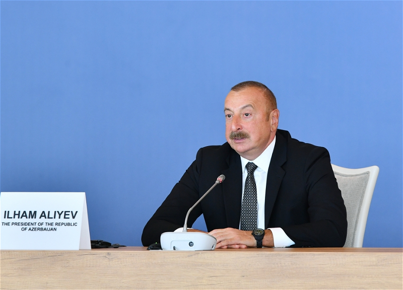 Ильхам Алиев: Армения выполнит положения трехстороннего заявления