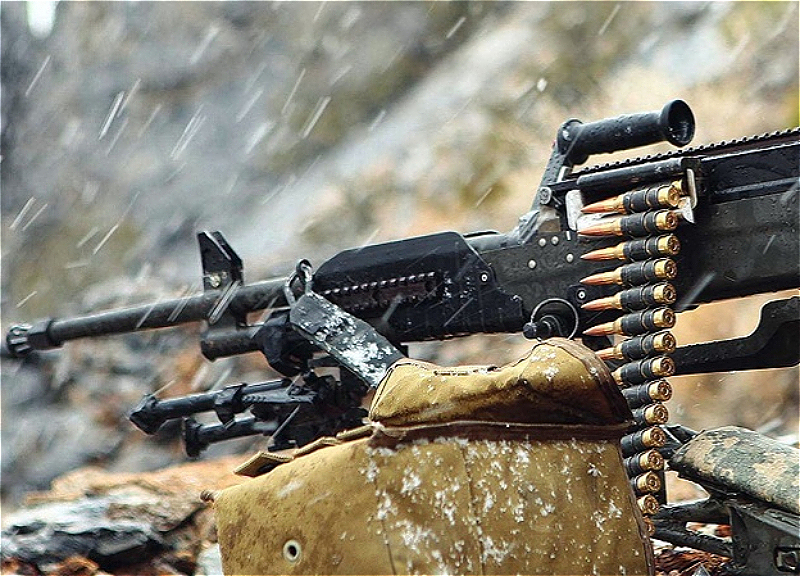 ВС Армении в очередной раз обстреляли из снайперских винтовок азербайджанские позиции