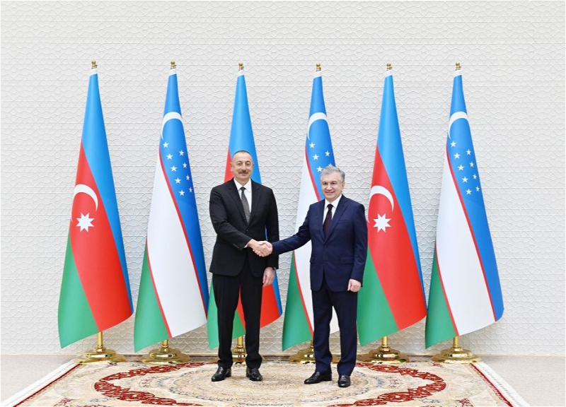 Президенты Азербайджана и Узбекистана выступили с заявлениями для СМИ