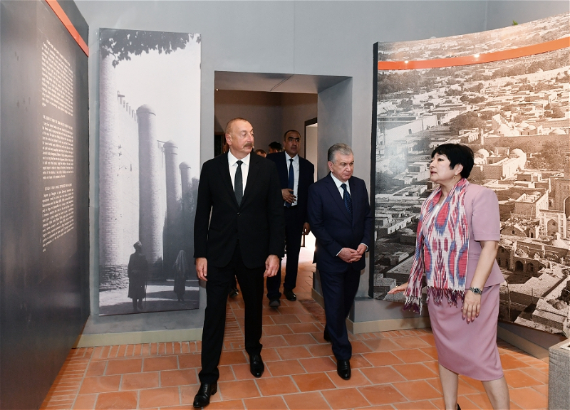 Ильхам Алиев ознакомился в Хиве с дворцовым комплексом «Нуруллабой» - ФОТО