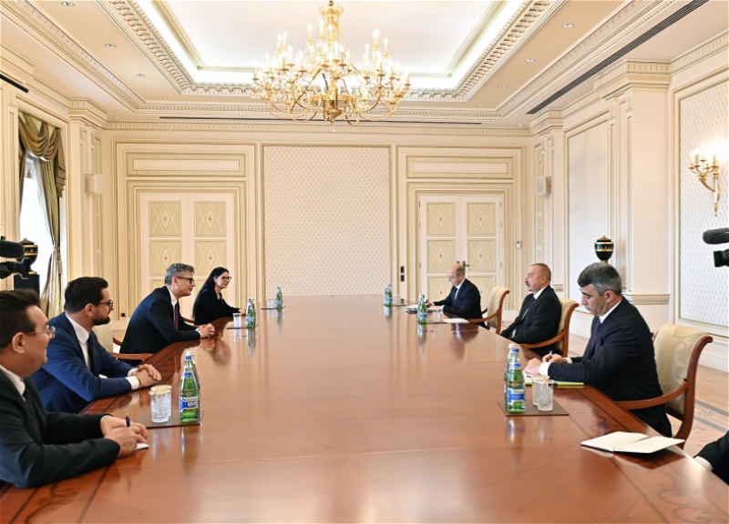 Президент Азербайджана Ильхам Алиев принял румынскую делегацию