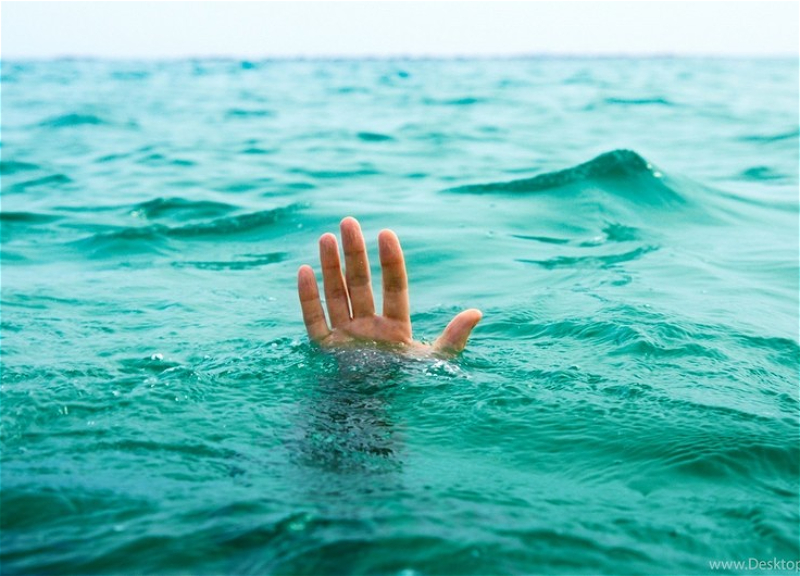 В Гусаре 20-летний парень утонул в озере