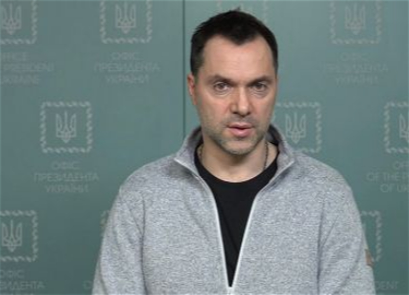 Арестович пригрозил Кремлю: Готовится ответ на ракетный удар по Киеву