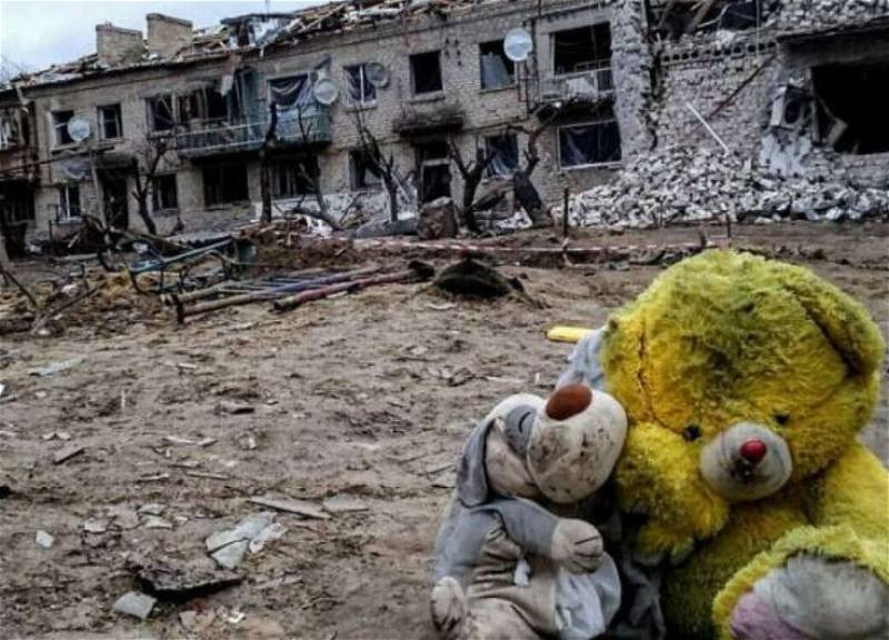 С начала военных действий в Украине пострадали более 953 детей