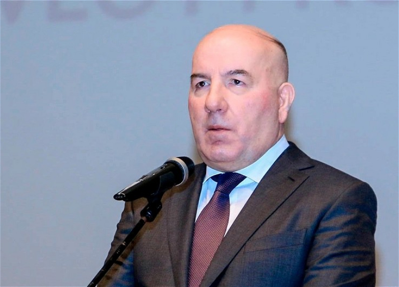 Эльман Рустамов награжден Почетным дипломом Президента Азербайджана