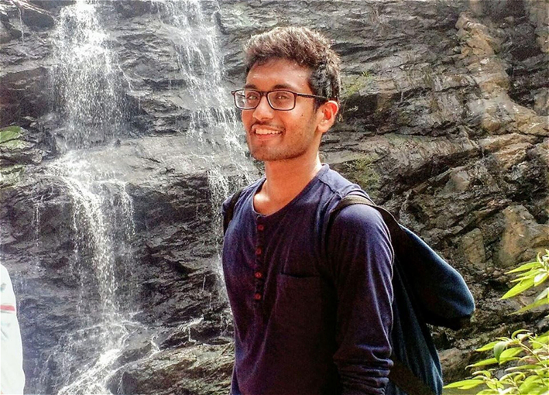 Обнародовано последнее фото туриста из Индии, который пропал в Загатале - ФОТО