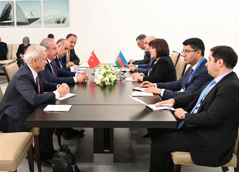 Сахиба Гафарова встретилась с председателем Великого национального собрания Турции Мустафой Шентопом