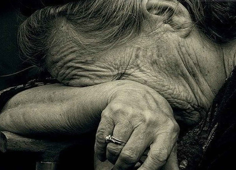 В Товузе свела счеты с жизнью 81-летняя женщина
