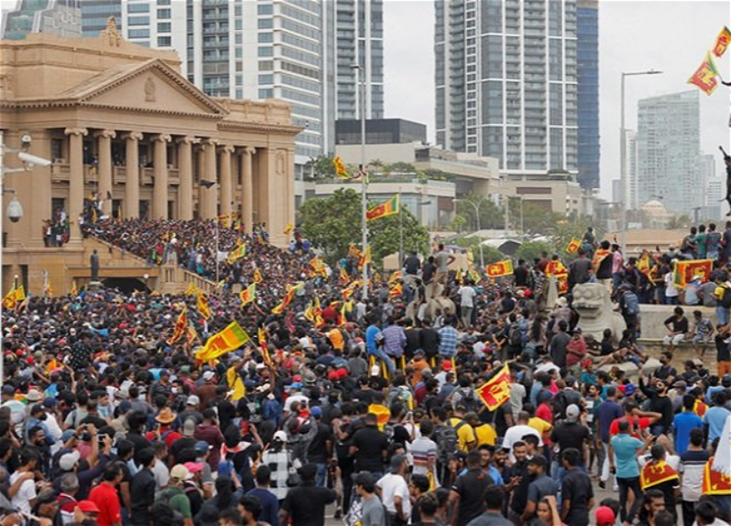 СМИ: Протестующие не покинут резиденцию президента Шри-Ланки до его отставки