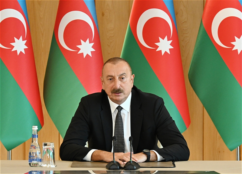 Президент Азербайджана: Все семьи шехидов, которые в очереди, будут обеспечены квартирами