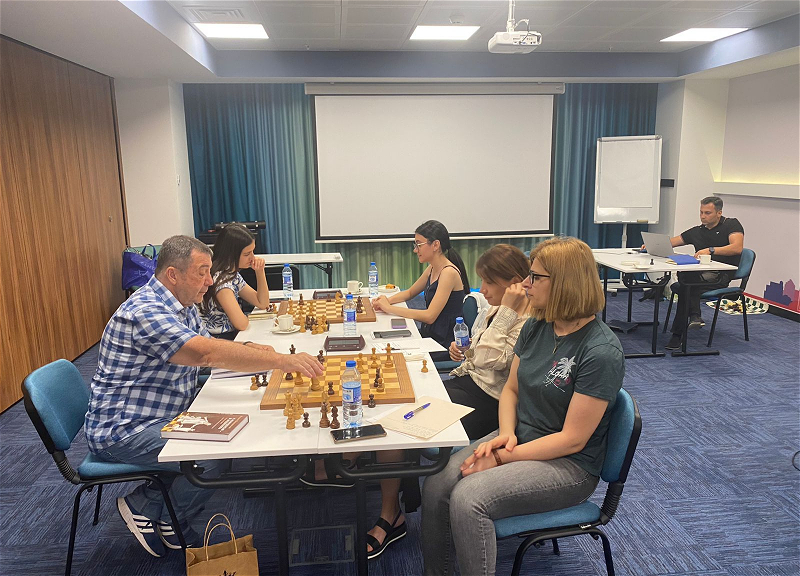 Азербайджанские шахматистки начали подготовку к Олимпиаде