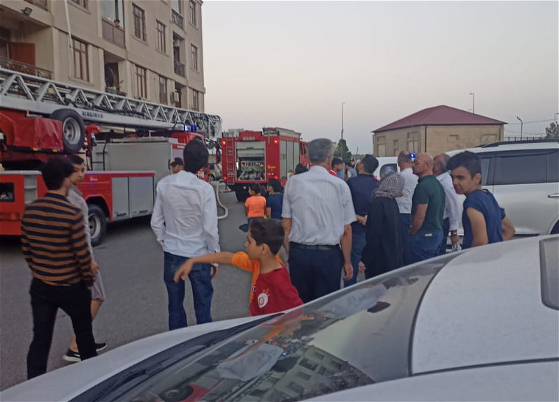 Пожар в Доме журналистов в Баку потушен - ФОТО - ОБНОВЛЕНО