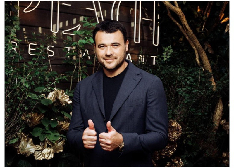 Эмин Агаларов: «Я работал и гардеробщиком в ресторане, и помощником официанта…»