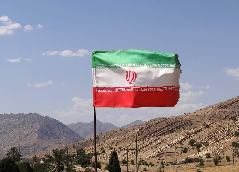 В посольстве Ирана прокомментировали информацию о скоплении тяжелой техники у границ с Азербайджаном