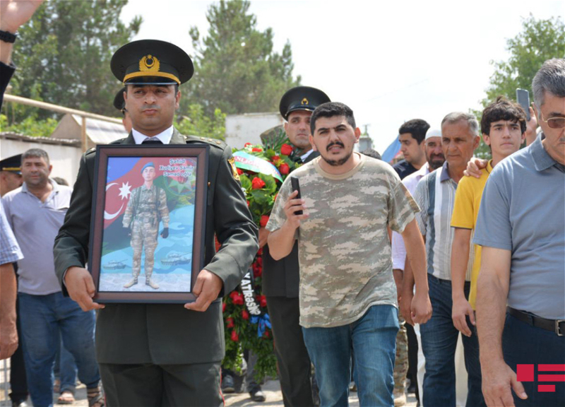 Военнослужащий Азербайджанской Армии похоронен в Баку-ФОТО