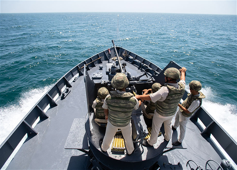 Военные моряки выполнили очередной эпизод на конкурсе «Кубок моря»