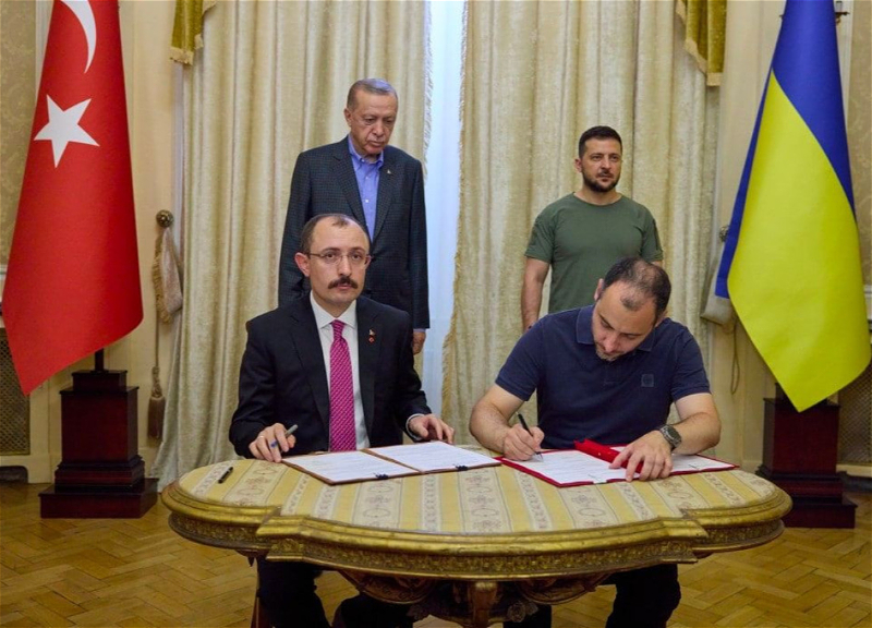 Турция и Украина подписали соглашение о восстановлении разрушенной в результате войны инфраструктуры