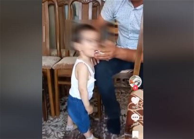 В Азербайджане ребенку дали сигарету – TikTok взорвался скандальным видео