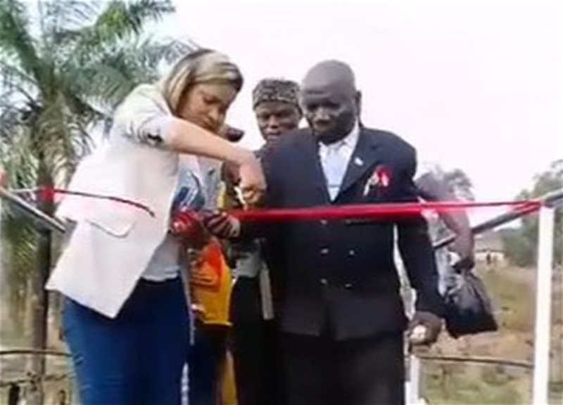 В Конго мост рухнул во время церемонии открытия – ВИДЕО