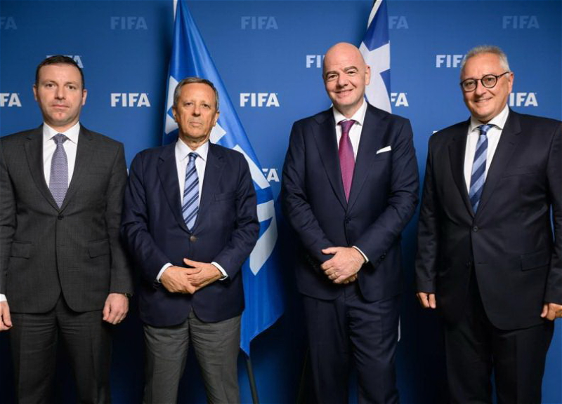Эльхан Мамедов на встрече президента ФИФА с главой Федерации футбола Греции