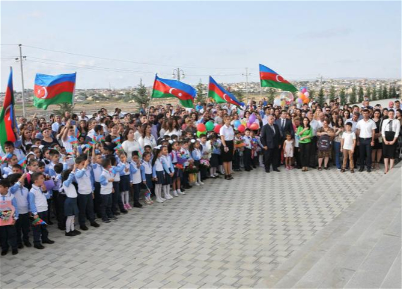 В этом году День знаний в Азербайджане не будет отмечаться торжественно