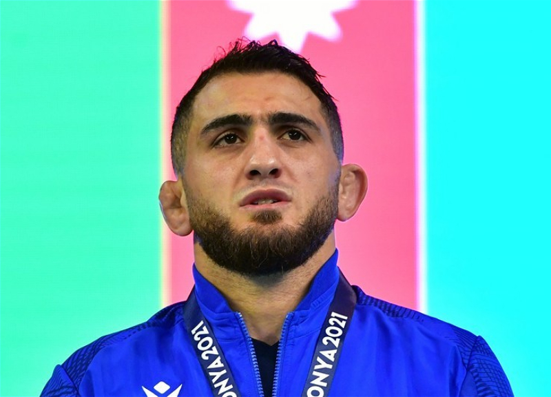 Hacı Əliyev dünya çempionatında yarımfinala yüksəlib
