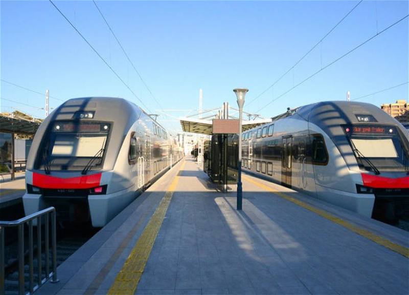 Будет увеличено количество поездов Сумгайыт-Пиршаги-Баку - ФОТО