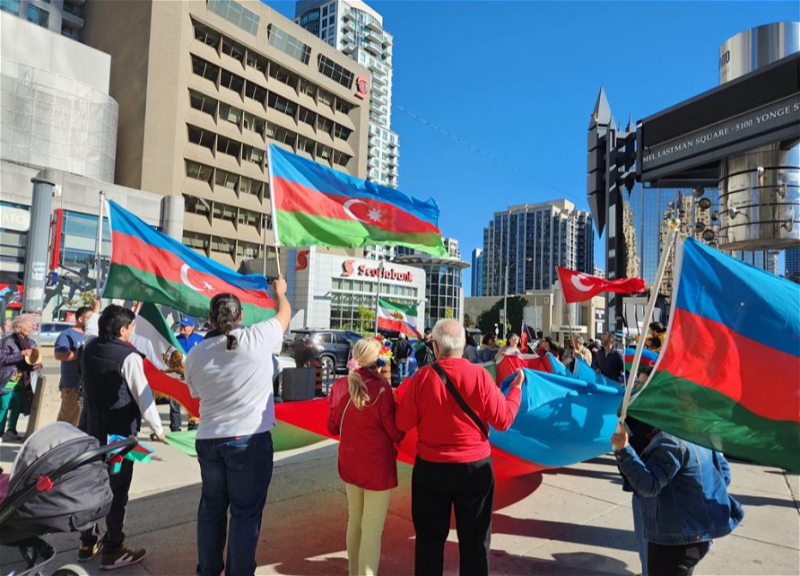 Азербайджанская община провела пикет в Торонто - ФОТО