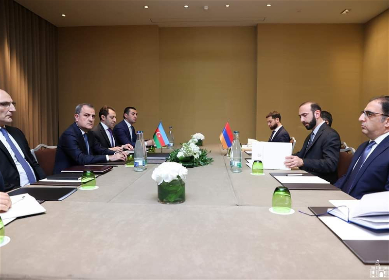 Баку предлагает Иревану провести заседание комиссии по делимитации пораньше