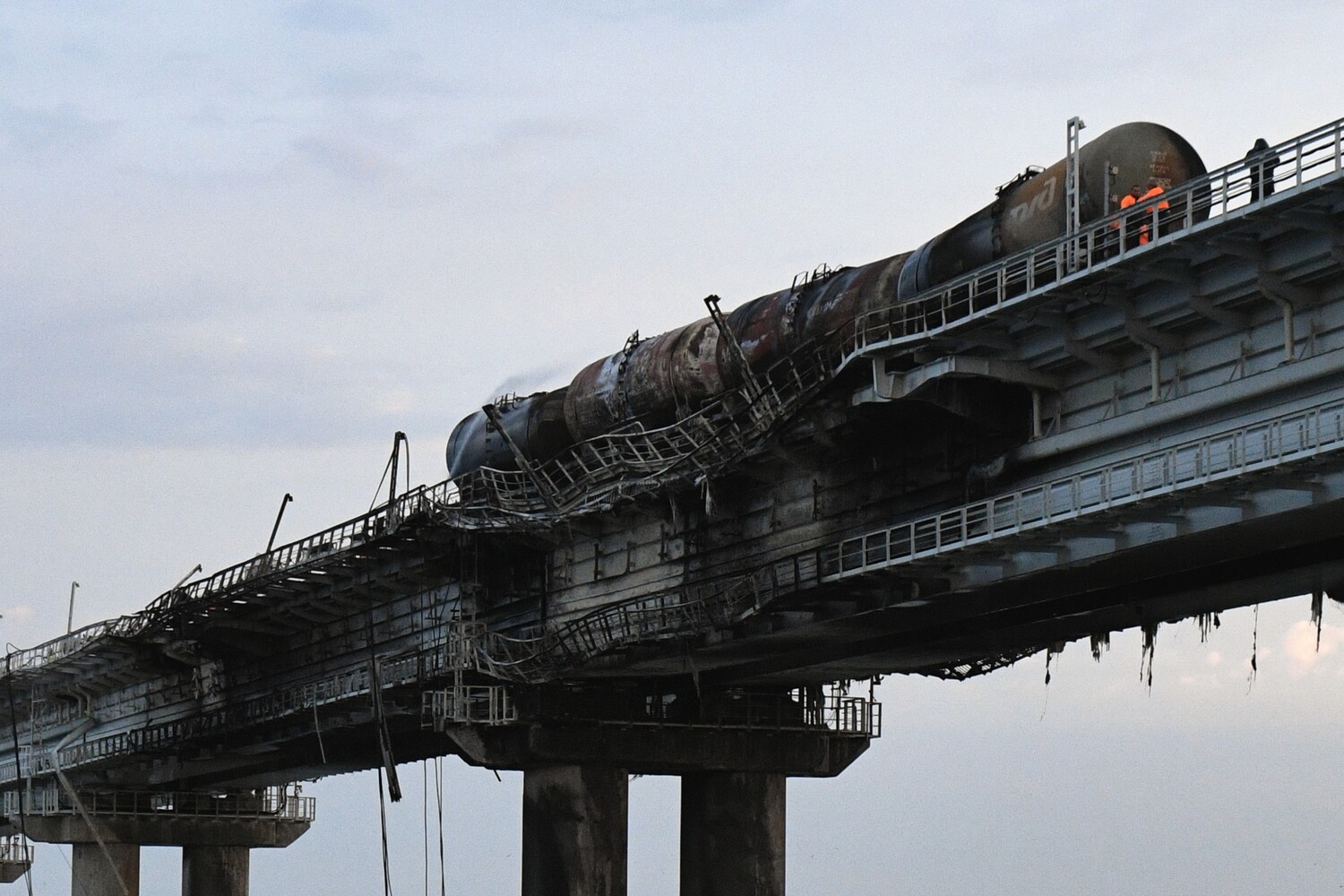 Моста после взрыва