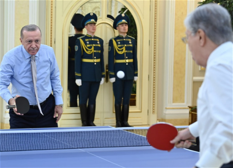 Эрдоган и Токаев сыграли в настольный теннис - ФОТО