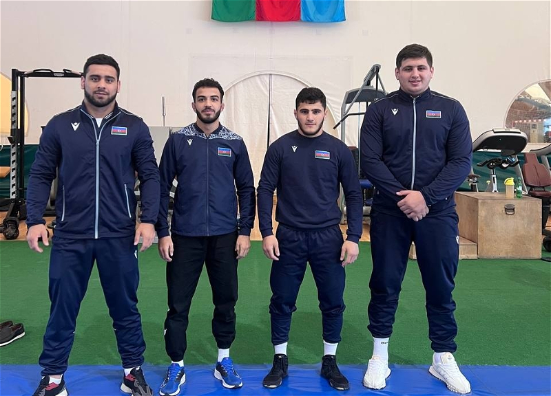 Три азербайджанских борца в полуфинале молодежного чемпионата мира