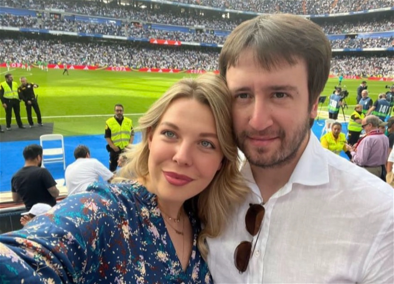 Теймур Раджабов с супругой Анной Максаковой посетил матч «Реал Мадрид» - «Барселона» – ФОТО