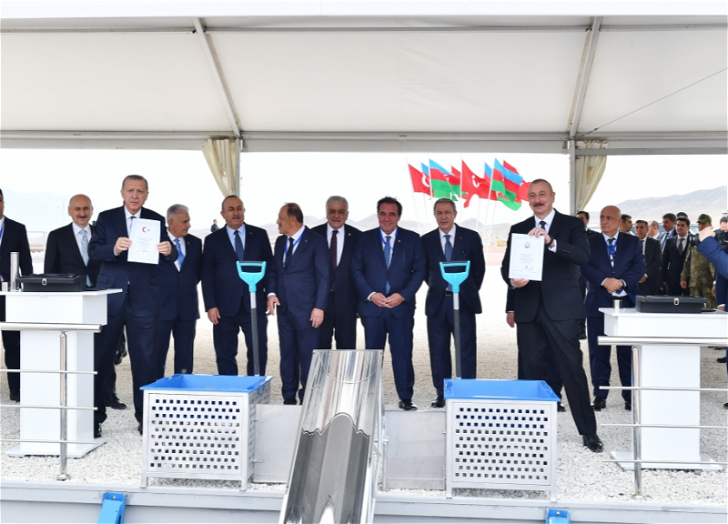 Ильхам Алиев и Реджеп Тайип Эрдоган заложили фундамент железнодорожной станции Гумлаг в Джебраильском районе - ФОТО